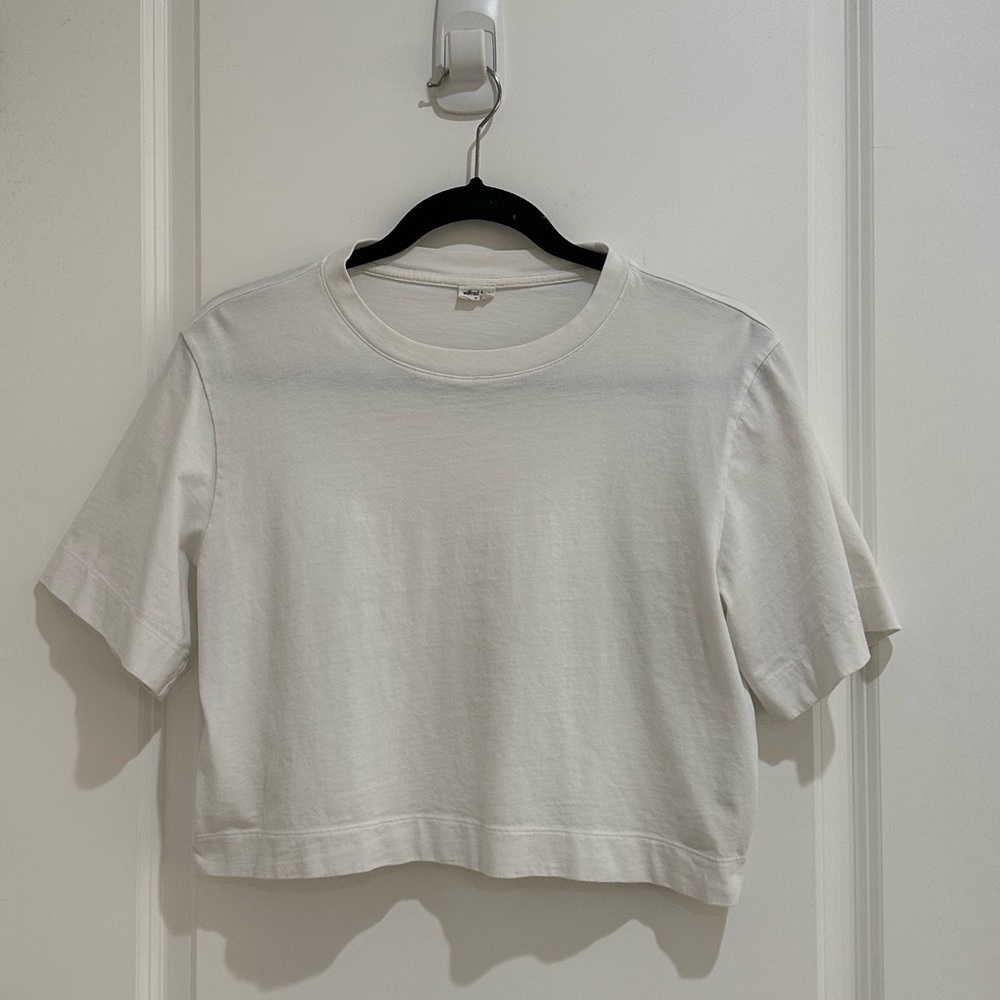Aritzia/Wilfred Free Getaway T-Shirt